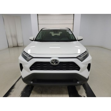 Toyota   SUV 2023,  2.5 benzyna, automat - Na sprzedaż za 130 900 zł - Katowice - zdjęcie 2