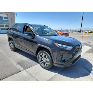 Toyota   SUV 2023,  2.5 hybryda, automat - Na sprzedaż za 154 700 zł - Katowice - zdjęcie 3