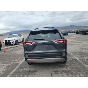 Toyota   SUV 2023,  2.5 benzyna, automat - Na sprzedaż za 167 400 zł - Katowice - zdjęcie 5