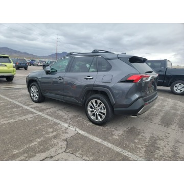 Toyota   SUV 2023,  2.5 benzyna, automat - Na sprzedaż za 167 400 zł - Katowice - zdjęcie 6