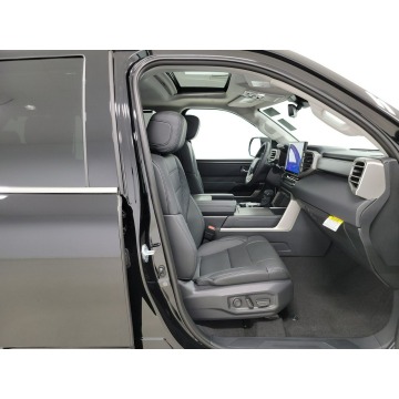 Toyota Sequoia  SUV 2023,  3.4 benzyna, automat - Na sprzedaż za 344 400 zł - Katowice - zdjęcie 7