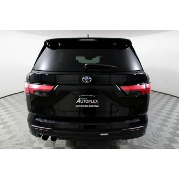 Toyota Sequoia  SUV 2023,  3.4 benzyna, automat - Na sprzedaż za 393 600 zł - Katowice - zdjęcie 7