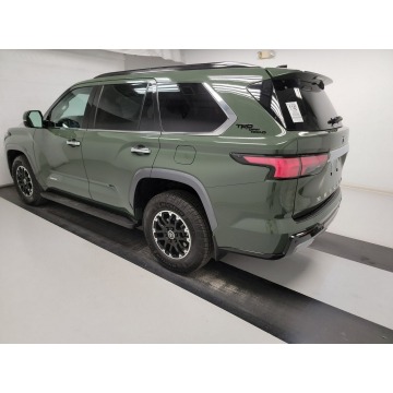 Toyota Sequoia  SUV 2023,  3.4 benzyna, automat - Na sprzedaż za 284 000 zł - Katowice - zdjęcie 6