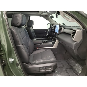 Toyota Sequoia  SUV 2023,  3.4 benzyna, automat - Na sprzedaż za 284 000 zł - Katowice - zdjęcie 8