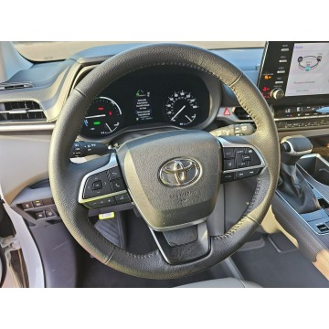 Toyota Sienna  Minivan/Van 2023,  2.5 hybryda, automat - Na sprzedaż za 223 715 zł - Katowice - zdjęcie 8