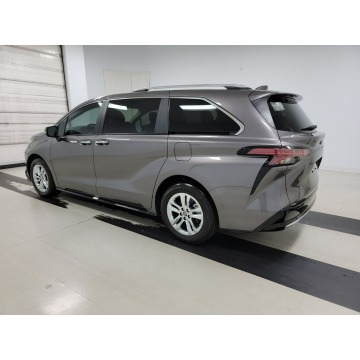 Toyota Sienna  Minivan/Van 2023,  2.5 hybryda, automat - Na sprzedaż za 206 640 zł - Katowice - zdjęcie 5