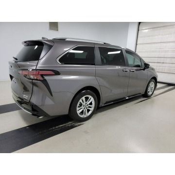 Toyota Sienna  Minivan/Van 2023,  2.5 hybryda, automat - Na sprzedaż za 206 640 zł - Katowice - zdjęcie 4