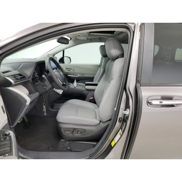 Toyota Sienna  Minivan/Van 2023,  2.5 hybryda, automat - Na sprzedaż za 206 640 zł - Katowice - zdjęcie 8