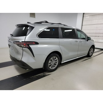 Toyota Sienna  Minivan/Van 2023,  2.5 hybryda, automat - Na sprzedaż za 151 290 zł - Katowice - zdjęcie 6