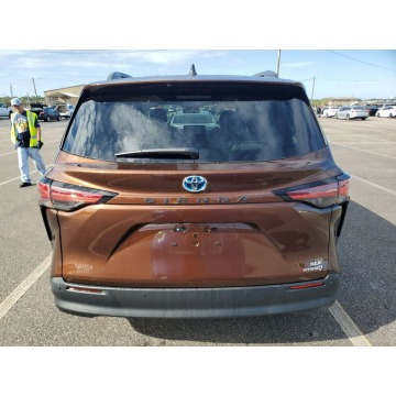 Toyota Sienna  Minivan/Van 2021,  2.5 hybryda, automat - Na sprzedaż za 201 720 zł - Katowice - zdjęcie 5
