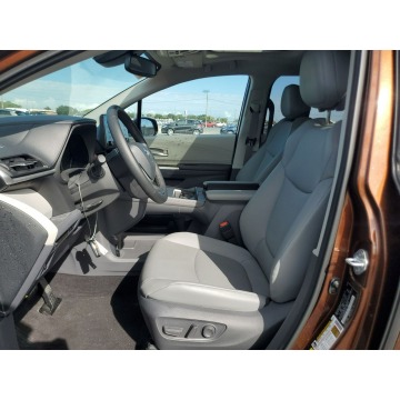 Toyota Sienna  Minivan/Van 2021,  2.5 hybryda, automat - Na sprzedaż za 201 720 zł - Katowice - zdjęcie 7