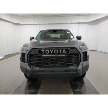 Toyota Tundra 2023,  3.4 hybryda, automat - Na sprzedaż za 300 100 zł - Katowice - zdjęcie 2