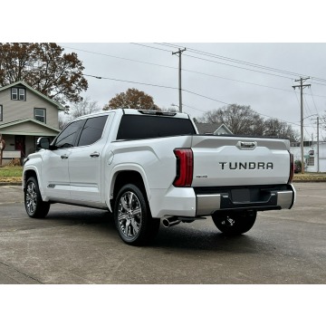 Toyota Tundra 2023,  3.5 hybryda, automat - Na sprzedaż za 324 000 zł - Katowice - zdjęcie 4