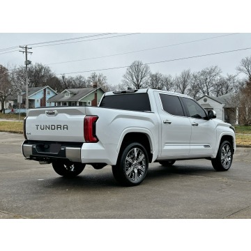 Toyota Tundra 2023,  3.5 hybryda, automat - Na sprzedaż za 324 000 zł - Katowice - zdjęcie 6