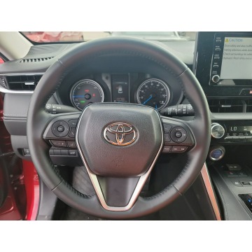 Toyota Venza  SUV 2022,  2.5 hybryda, automat - Na sprzedaż za 164 250 zł - Katowice - zdjęcie 8