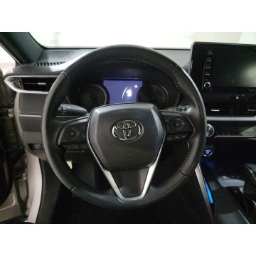Toyota Venza  SUV 2021,  2.5 hybryda, automat - Na sprzedaż za 143 550 zł - Katowice - zdjęcie 8