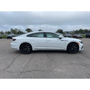 Volkswagen Arteon  Sedan/Limuzyna 2023,  2.0 benzyna, automat - Na sprzedaż za 132 600 zł - Katowice - zdjęcie 4