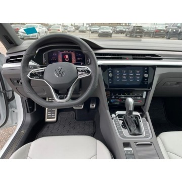 Volkswagen Arteon  Sedan/Limuzyna 2023,  2.0 benzyna, automat - Na sprzedaż za 132 600 zł - Katowice - zdjęcie 6