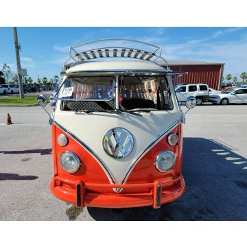 Volkswagen  1975,  1.5 benzyna - Na sprzedaż za 342 500 zł - Katowice - zdjęcie 2
