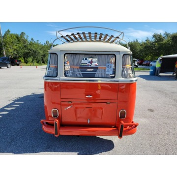 Volkswagen  1975,  1.5 benzyna - Na sprzedaż za 342 500 zł - Katowice - zdjęcie 5