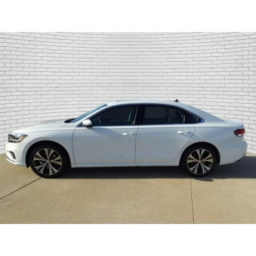 Volkswagen Passat  Sedan/Limuzyna 2022,  2.0 benzyna, automat - Na sprzedaż za 103 840 zł - Katowice - zdjęcie 4