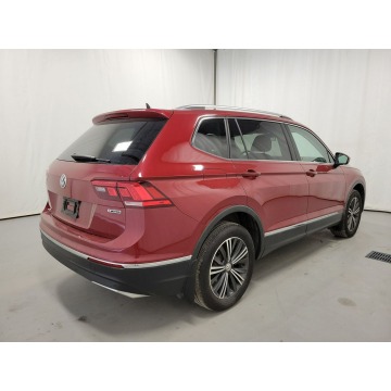 Volkswagen Tiguan  SUV 2020,  2.0 benzyna, automat - Na sprzedaż za 121 032 zł - Katowice - zdjęcie 4