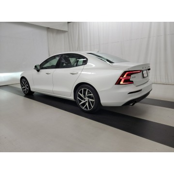 Volvo S60  Sedan/Limuzyna 2020,  2.0 benzyna, automat - Na sprzedaż za 122 877 zł - Katowice - zdjęcie 4