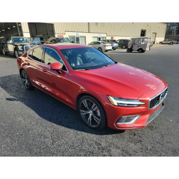 Volvo S60  Sedan/Limuzyna 2019,  2.0 benzyna, automat - Na sprzedaż za 180 000 zł - Katowice - zdjęcie 3