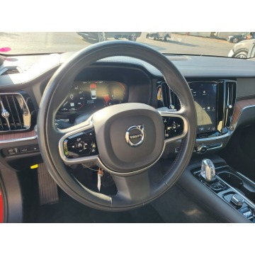 Volvo S60  Sedan/Limuzyna 2019,  2.0 benzyna, automat - Na sprzedaż za 180 000 zł - Katowice - zdjęcie 8