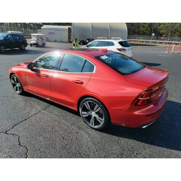 Volvo S60  Sedan/Limuzyna 2019,  2.0 benzyna, automat - Na sprzedaż za 180 000 zł - Katowice - zdjęcie 6