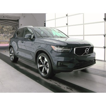 Volvo   SUV 2022,  2.0 benzyna, automat - Na sprzedaż za 166 665 zł - Katowice - zdjęcie 4