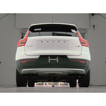 Volvo   SUV 2021,  2.0 benzyna, automat - Na sprzedaż za 133 455 zł - Katowice - zdjęcie 6