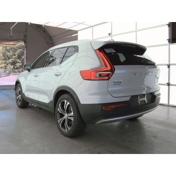 Volvo   SUV 2021,  2.0 benzyna, automat - Na sprzedaż za 129 765 zł - Katowice - zdjęcie 7