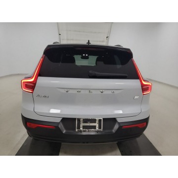 Volvo   SUV 2021,  2.0 benzyna, automat - Na sprzedaż za 224 550 zł - Katowice - zdjęcie 5