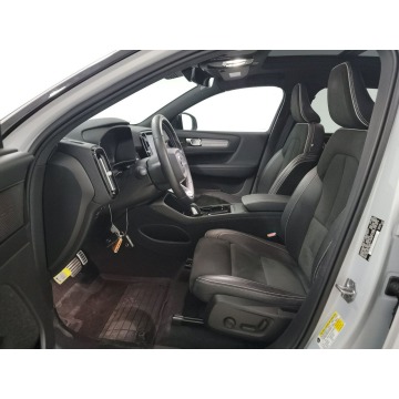 Volvo   SUV 2021,  2.0 benzyna, automat - Na sprzedaż za 224 550 zł - Katowice - zdjęcie 7