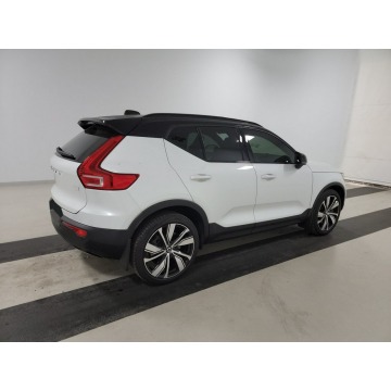 Volvo   SUV 2022 elektryczny, automat - Na sprzedaż za 183 300 zł - Katowice - zdjęcie 4