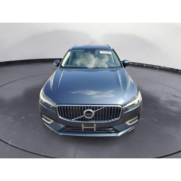 Volvo   SUV 2021,  2.0 hybryda, automat - Na sprzedaż za 146 925 zł - Katowice - zdjęcie 2