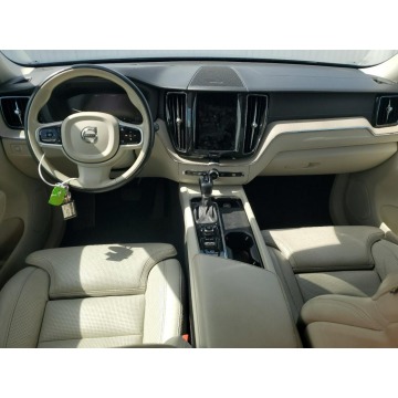Volvo   SUV 2021,  2.0 hybryda, automat - Na sprzedaż za 146 925 zł - Katowice - zdjęcie 7