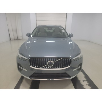 Volvo   SUV 2022,  2.0 hybryda, automat - Na sprzedaż za 160 425 zł - Katowice - zdjęcie 1