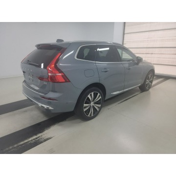 Volvo   SUV 2022,  2.0 hybryda, automat - Na sprzedaż za 160 425 zł - Katowice - zdjęcie 5