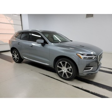 Volvo   SUV 2021,  2.0 hybryda, automat - Na sprzedaż za 151 425 zł - Katowice - zdjęcie 2