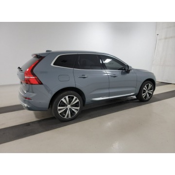 Volvo   SUV 2022,  2.0 hybryda, automat - Na sprzedaż za 218 700 zł - Katowice - zdjęcie 4