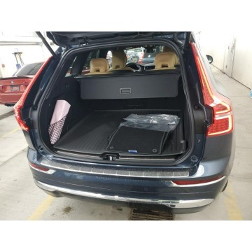 Volvo   SUV 2022,  2.0 hybryda, automat - Na sprzedaż za 218 700 zł - Katowice - zdjęcie 4
