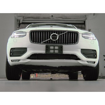 Volvo   SUV 2020,  2.0 hybryda, automat - Na sprzedaż za 170 355 zł - Katowice - zdjęcie 3