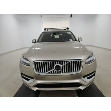 Volvo   SUV 2023,  2.0 hybryda, automat - Na sprzedaż za 244 155 zł - Katowice - zdjęcie 3