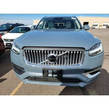 Volvo   SUV 2022,  2.0 hybryda, automat - Na sprzedaż za 254 000 zł - Katowice - zdjęcie 2