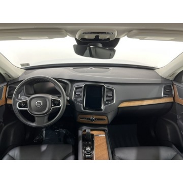 Volvo   SUV 2021,  2.0 hybryda, automat - Na sprzedaż za 244 155 zł - Katowice - zdjęcie 8