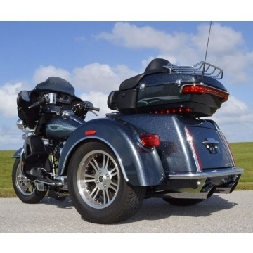HARLEY-DAVIDSON FLHTCUTG TRIGLIDE UL CLSC 2015... - Motocykle sportowe - Katowice - zdjęcie 3