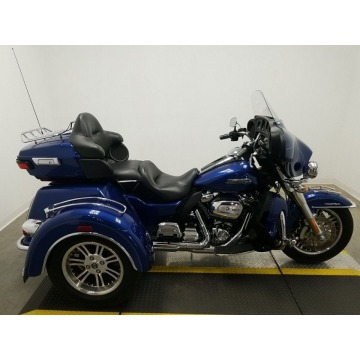 HARLEY-DAVIDSON FLHTCUTG TRIGLIDE UL CLSC 2015... - Motocykle sportowe - Katowice - zdjęcie 3