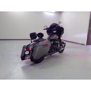 2019 HARLEY-DAVIDSON FLHRXS - Motocykle cruiser - Katowice - zdjęcie 6